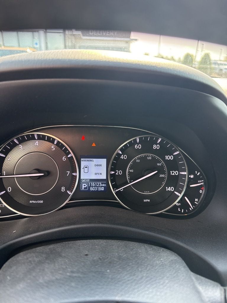 2017 Nissan Armada SV