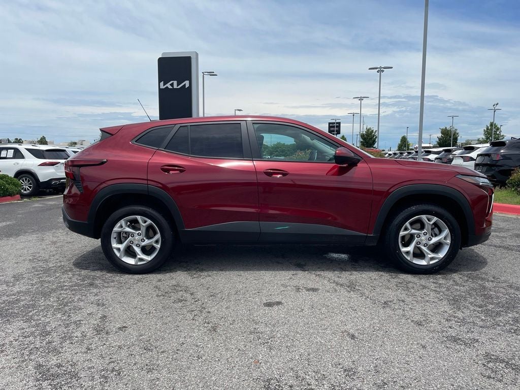 2025 Chevrolet Trax LS