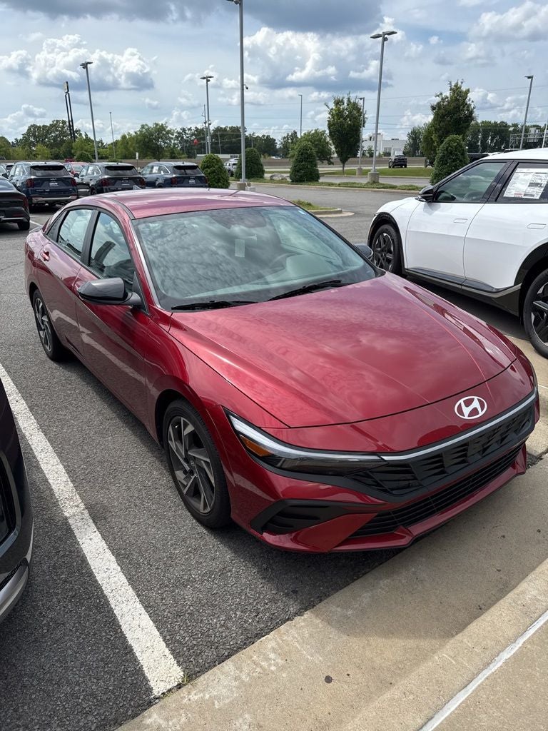 2025 Hyundai Elantra SEL Sport