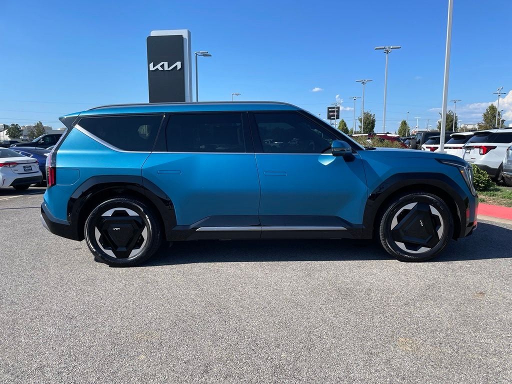 2024 Kia EV9 Land