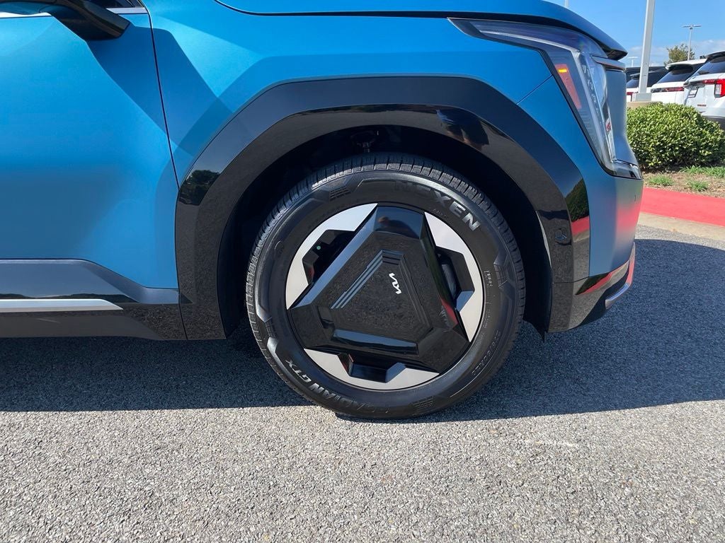 2024 Kia EV9 Land