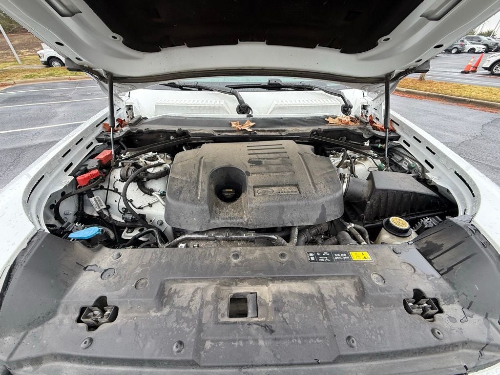 2023 Land Rover Defender 130 X-Dynamic SE