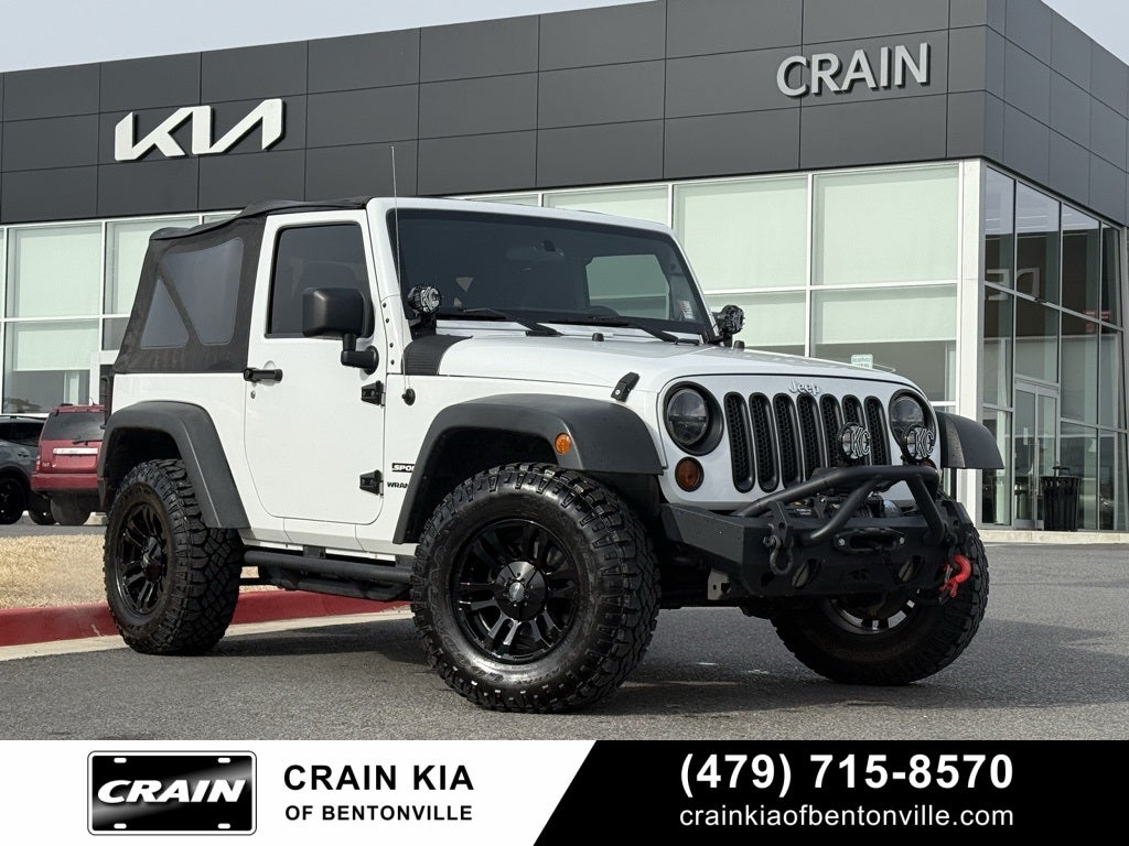 2013 Jeep Wrangler Sport - 4WD