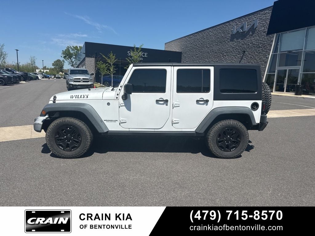 2016 Jeep Wrangler Unlimited Willys - 4WD / CLEAN CARFAX