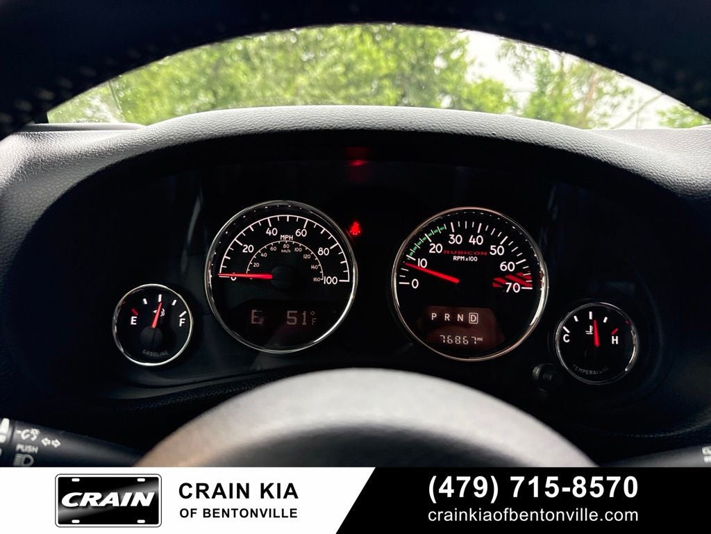 2015 Jeep Wrangler Unlimited Rubicon - 4WD / CLEAN CARFAX HISTORY