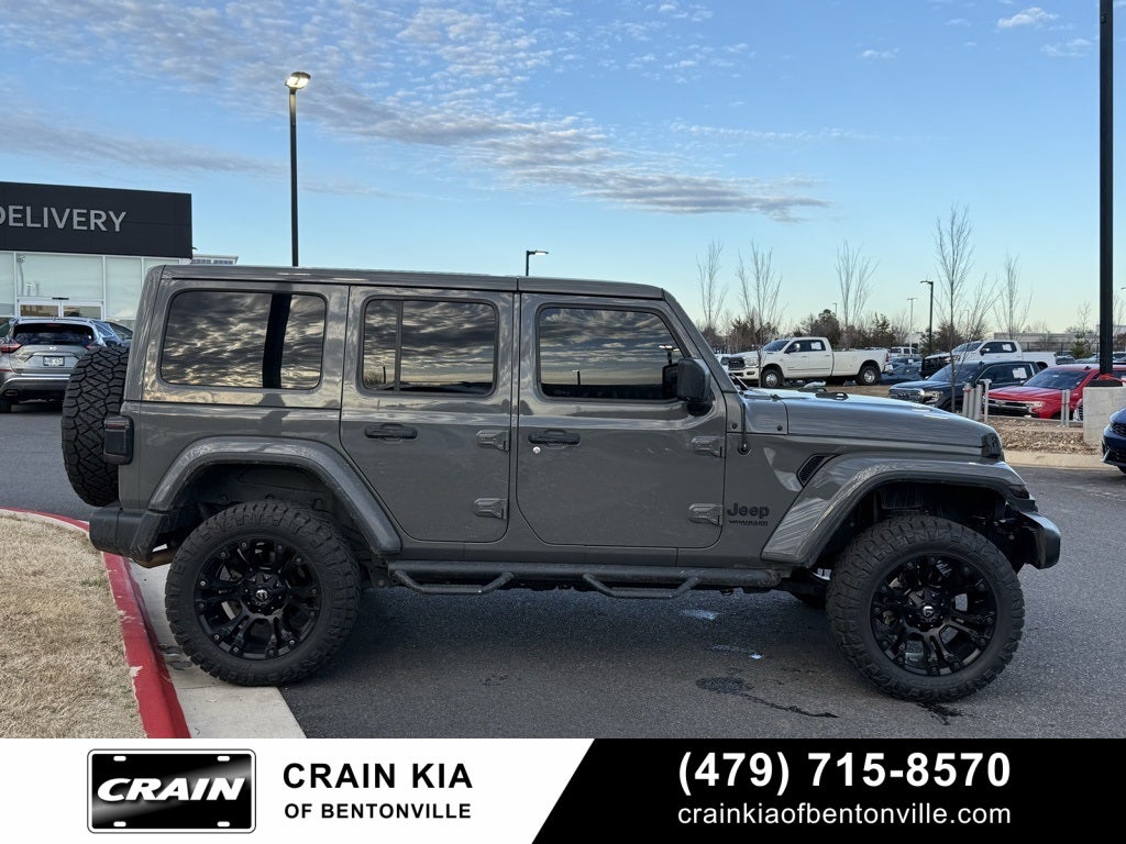 2019 Jeep Wrangler Unlimited Sahara Altitude - 4WD