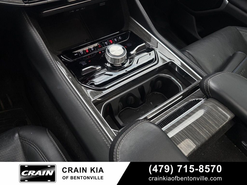 2022 Jeep Wagoneer Series III - 4WD / CLEAN CARFAX / PANORAMIC SUNROOF