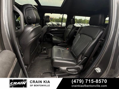 2022 Jeep Wagoneer Series III - 4WD / CLEAN CARFAX / PANORAMIC SUNROOF