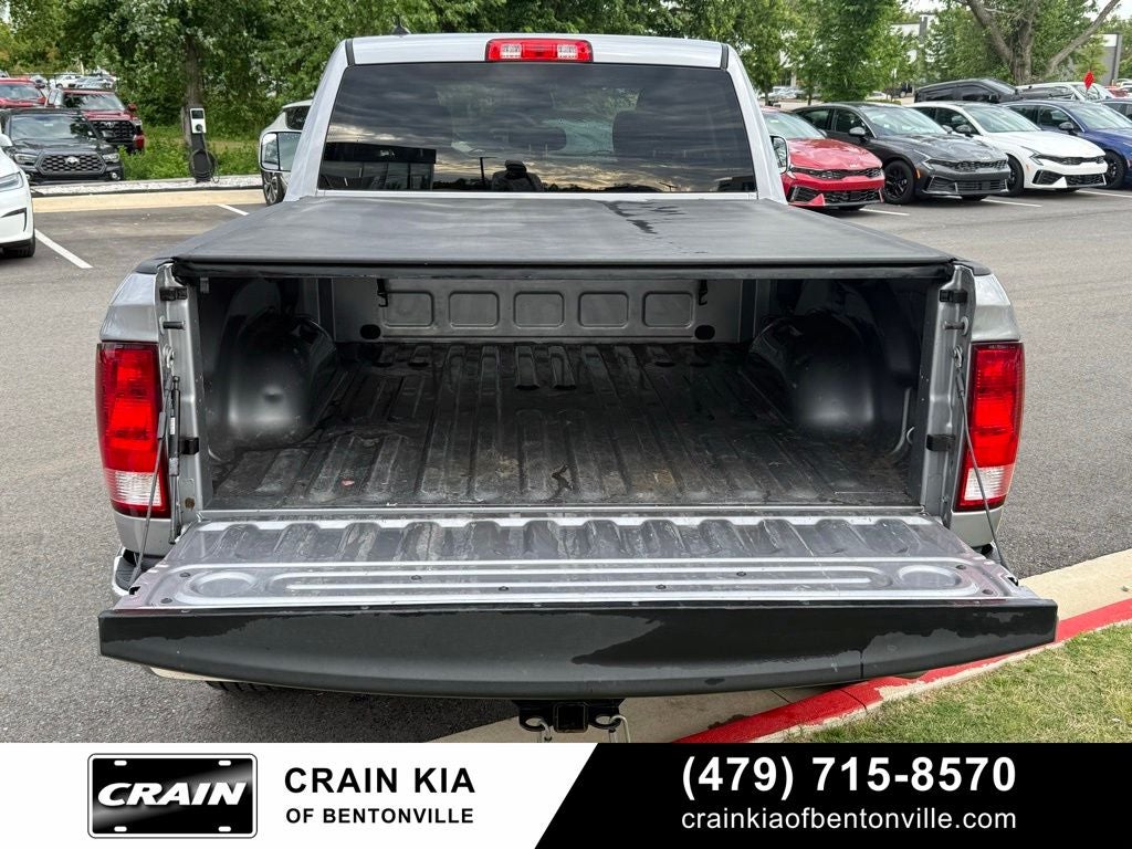2021 RAM 1500 Classic Tradesman - CLEAN CARFAX / ONE OWNER / LOW MILES!