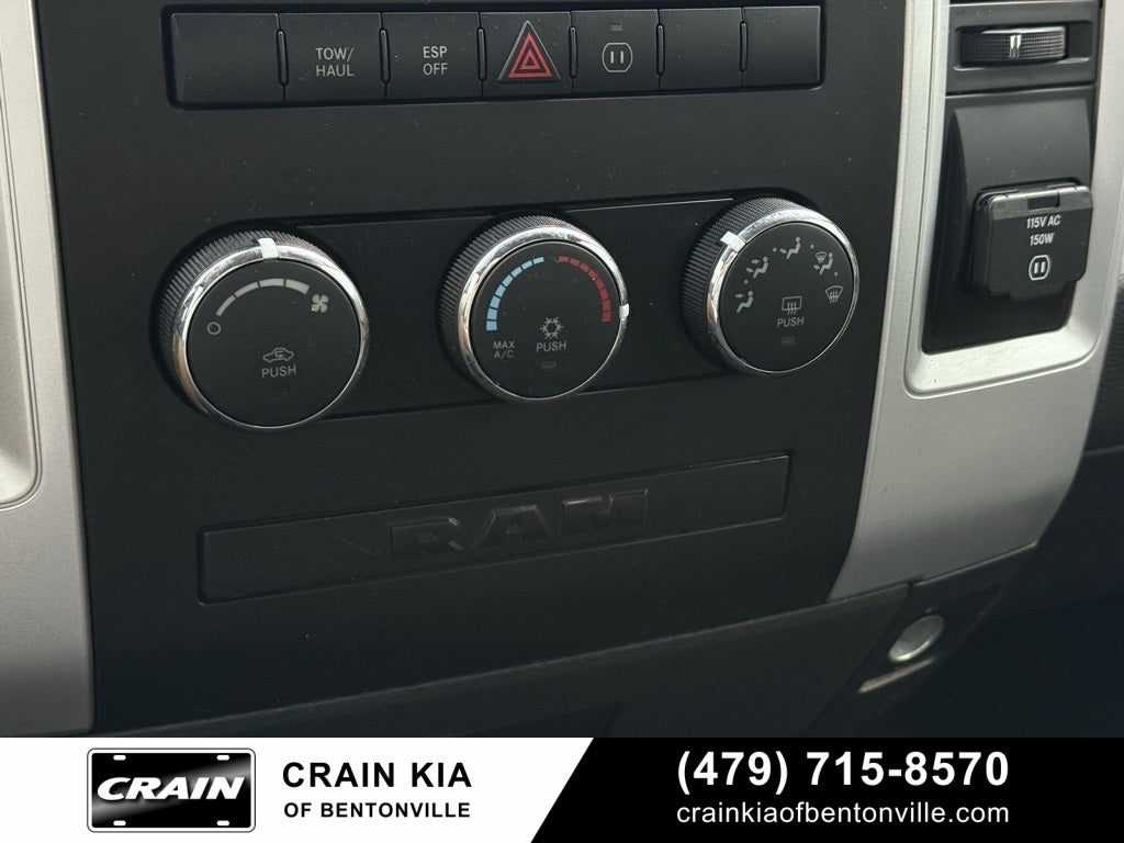 2009 Dodge Ram 1500 SLT - CLEAN CARFAX / GOOD MILES