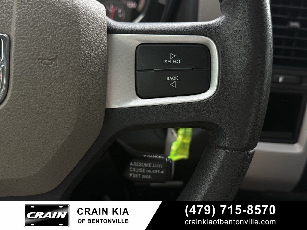 2009 Dodge Ram 1500 SLT - CLEAN CARFAX / GOOD MILES