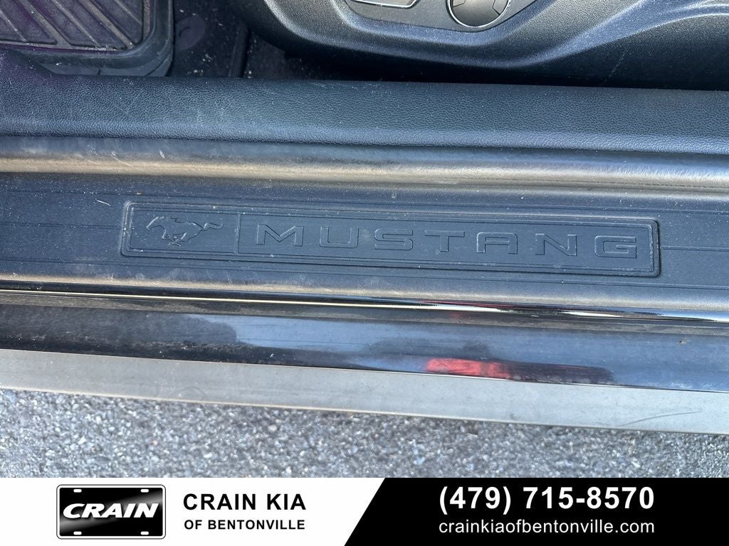 2016 Ford Mustang V6