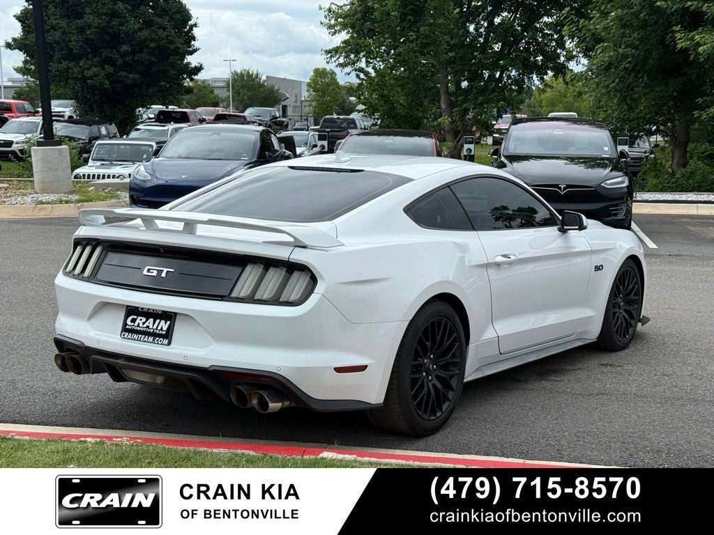 2020 Ford Mustang GT Premium - CLEAN CARFAX HISTORY