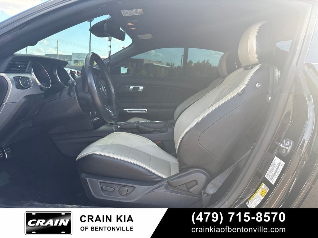 2021 Ford Mustang EcoBoost Premium - CLEAN CARFAX