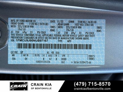 2022 Ford Escape Titanium - AWD / PANORAMIC SUNROOF / CLEAN CARFAX