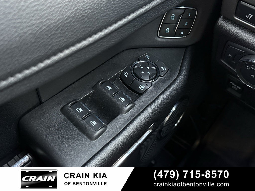 2020 Ford Expedition XLT - 4WD / PANO SUNROOF / LIFT / WHEELS / TIRES