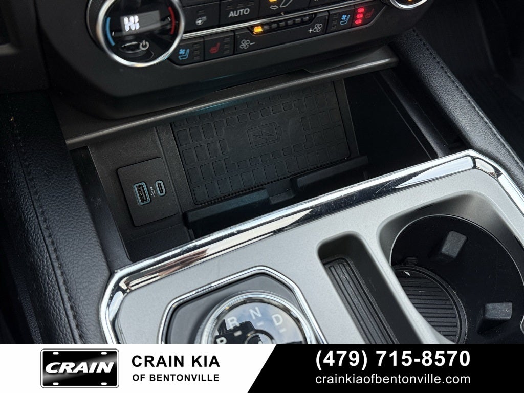 2020 Ford Expedition XLT - 4WD / PANO SUNROOF / LIFT / WHEELS / TIRES