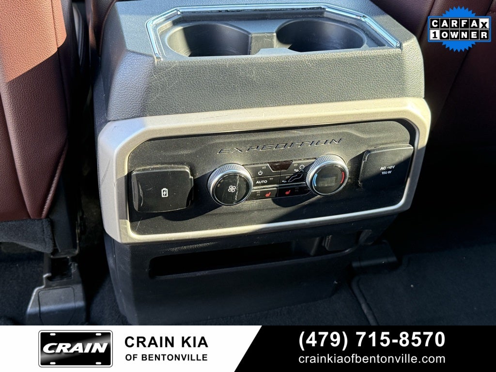 2024 Ford Expedition Limited - 4WD / PANORAMIC SUNROOF / CLEAN CARFAX / 1 OWNER