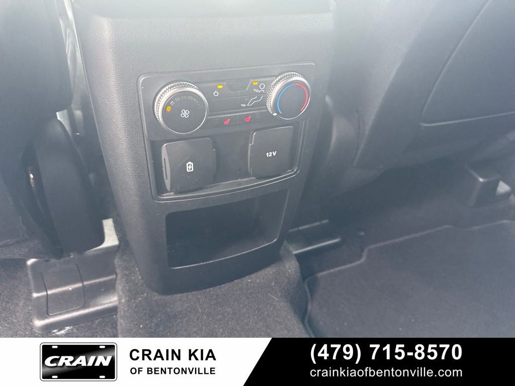 2020 Ford Explorer XLT - 4WD / PANORAMIC SUNROOF / CLEAN CARFAX