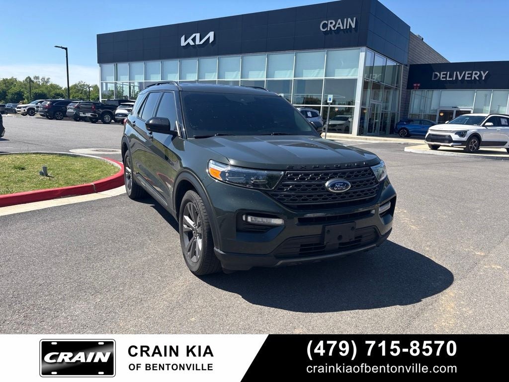 2024 Ford Explorer XLT - 4WD / CLEAN CARFAX / ONE OWNER