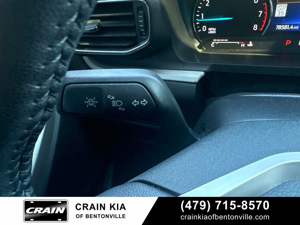 2024 Ford Explorer XLT - 4WD / CLEAN CARFAX / ONE OWNER