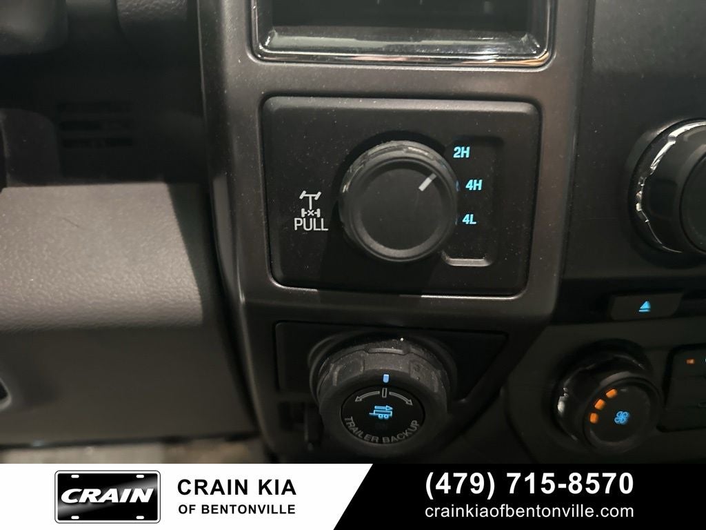 2017 Ford F-150 XLT - 4WD / LOW MILES! / CLEAN CARFAX