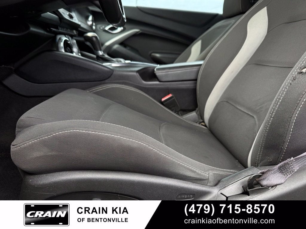 2016 Chevrolet Camaro 1LT - CLEAN CARFAX