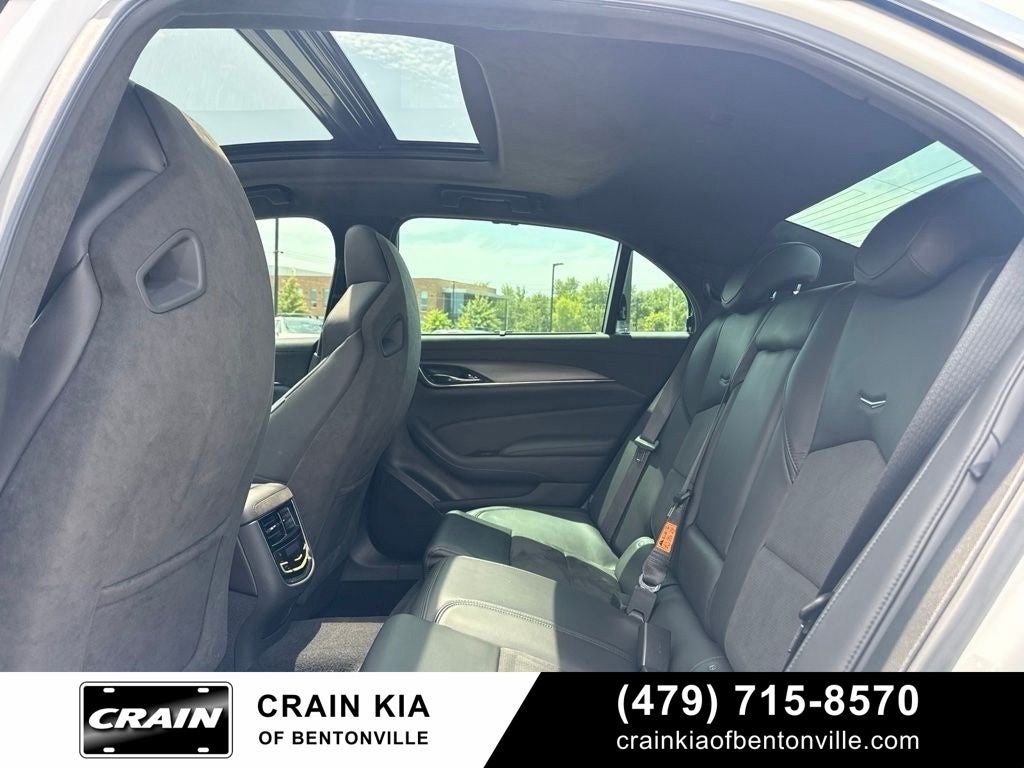 2019 Cadillac CTS-V Base - $107,215 MSRP / CLEAN CARFAX / SUNROOF