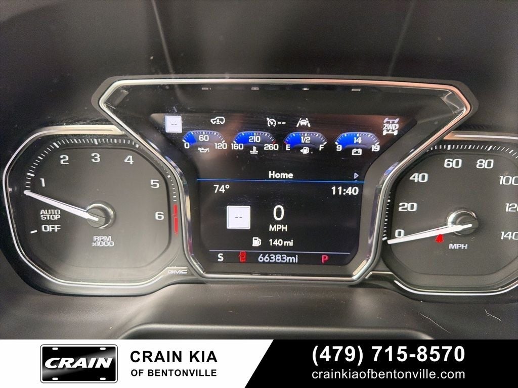 2021 GMC Yukon AT4 - 4WD / PANORAMIC SUNROOF / CLEAN CARFAX
