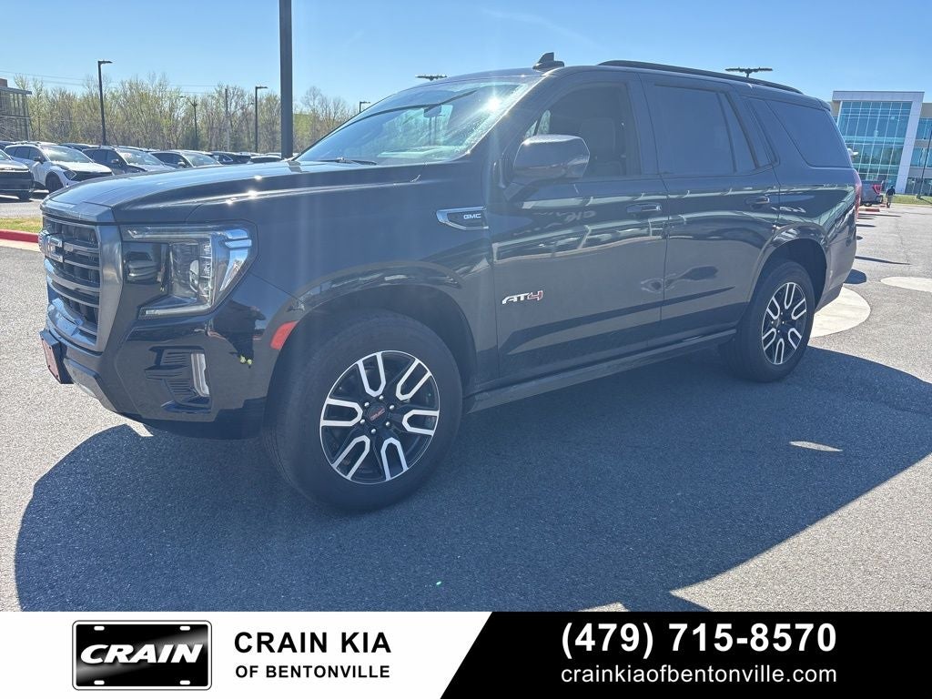 2022 GMC Yukon AT4 - 4WD / PANORAMIC SUNROOF / CLEAN CARFAX