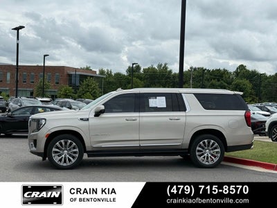 2022 GMC Yukon XL Denali - 4WD / CLEAN CARFAX / ONE OWNER
