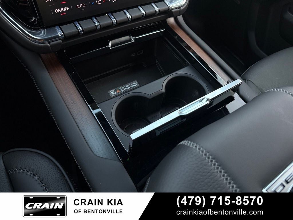 2026 GMC Yukon XL Denali Reserve - 4WD / PANORAMIC SUNROOF
