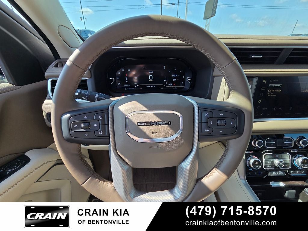 2024 GMC Yukon XL Denali - 4WD / PANORAMIC SUNROOF / ONE OWNER