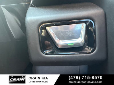 2025 GMC Yukon AT4 Ultimate - 4WD / PANORAMIC SUNROOF / ONE OWNER