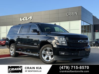2019 Chevrolet Suburban LT - 4WD / SUNROOF / CLEAN CARFAX