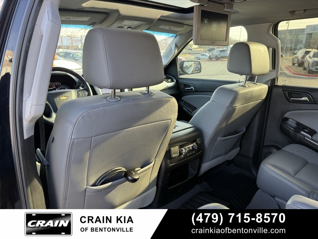 2019 Chevrolet Suburban LT - 4WD / SUNROOF / CLEAN CARFAX