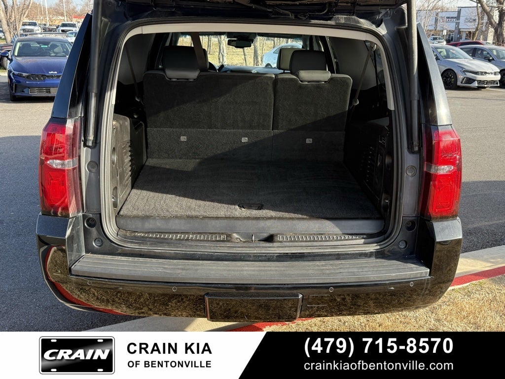 2019 Chevrolet Suburban LT - 4WD / SUNROOF / CLEAN CARFAX