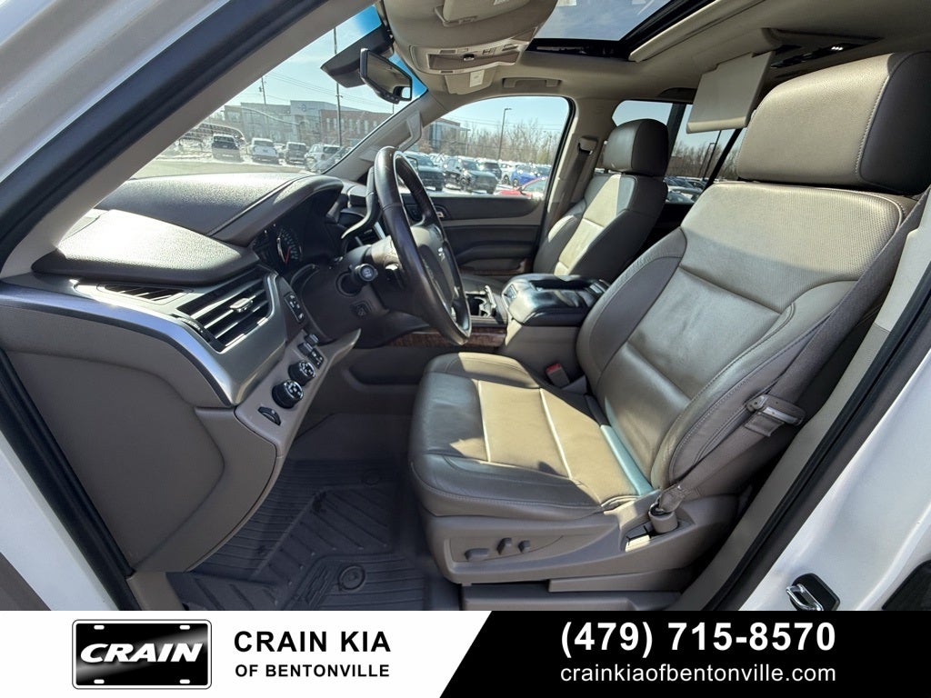2015 Chevrolet Suburban LTZ - 4WD / SUNROOF / DVD / CLEAN CARFAX