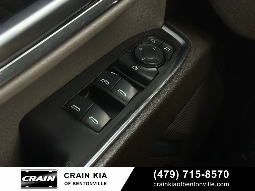 2024 GMC Sierra 2500HD SLE - 4WD / CLEAN CARFAX / ONE OWNER