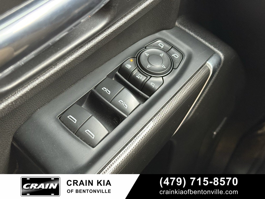 2023 GMC Sierra 2500HD AT4 - 4WD / SUNROOF / CLEAN CARFAX