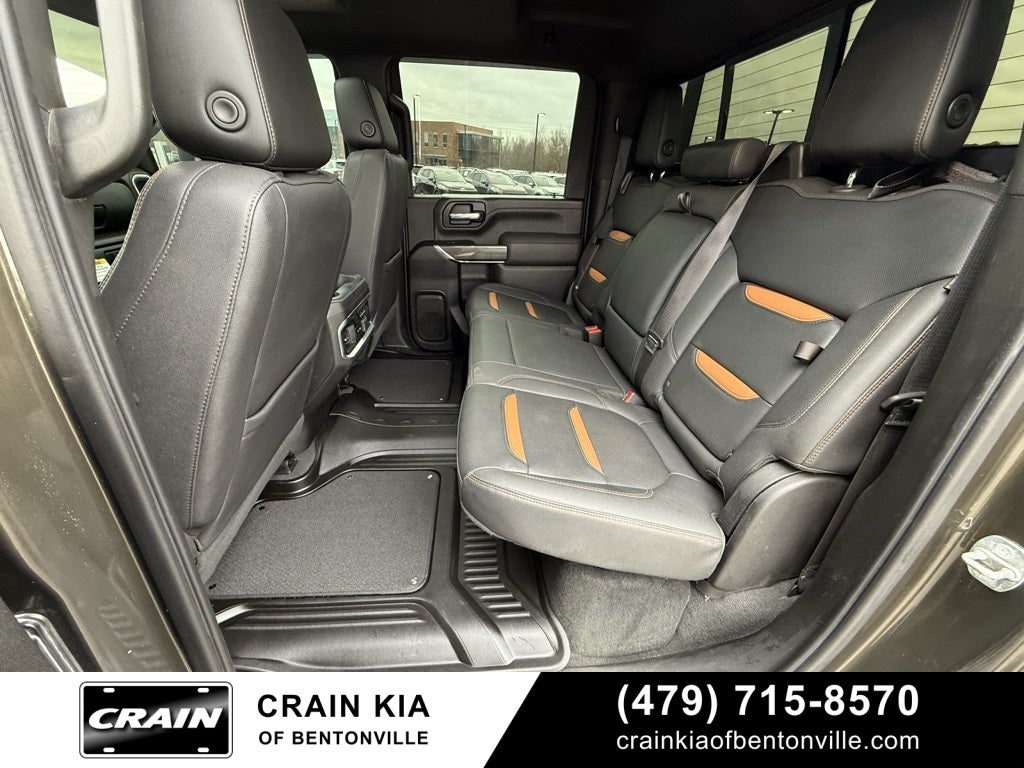 2023 GMC Sierra 2500HD AT4 - 4WD / SUNROOF / CLEAN CARFAX