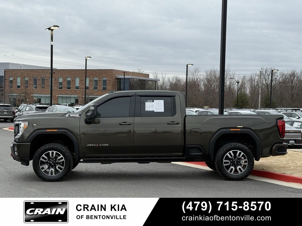 2023 GMC Sierra 2500HD AT4 - 4WD / SUNROOF / CLEAN CARFAX