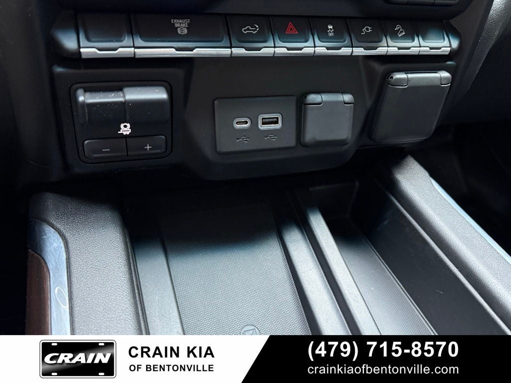 2020 GMC Sierra 3500HD SLT - 4WD / CLEAN CARFAX