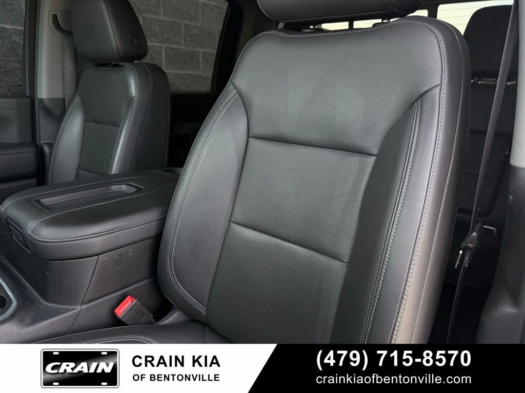 2020 GMC Sierra 3500HD SLT - 4WD / CLEAN CARFAX