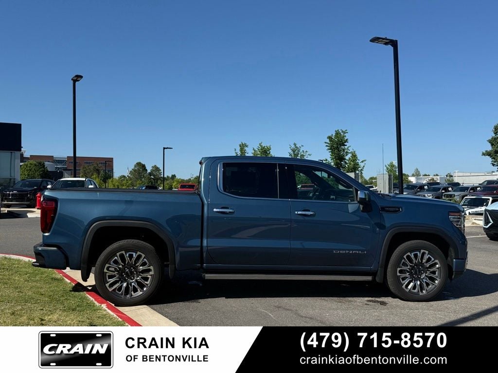2025 GMC Sierra 1500 Denali Ultimate - 4WD / SUNROOF / CLEAN CARFAX