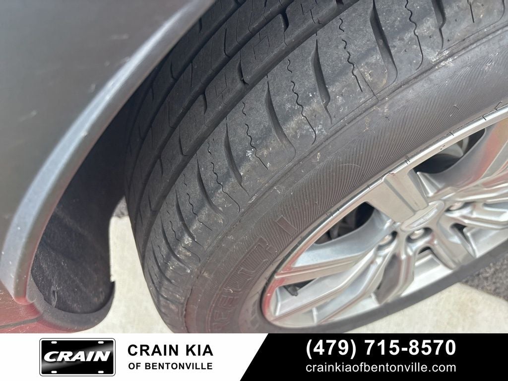 2019 Cadillac XT4 Premium Luxury - AWD / PANORAMIC SUNROOF / CLEAN CARFAX