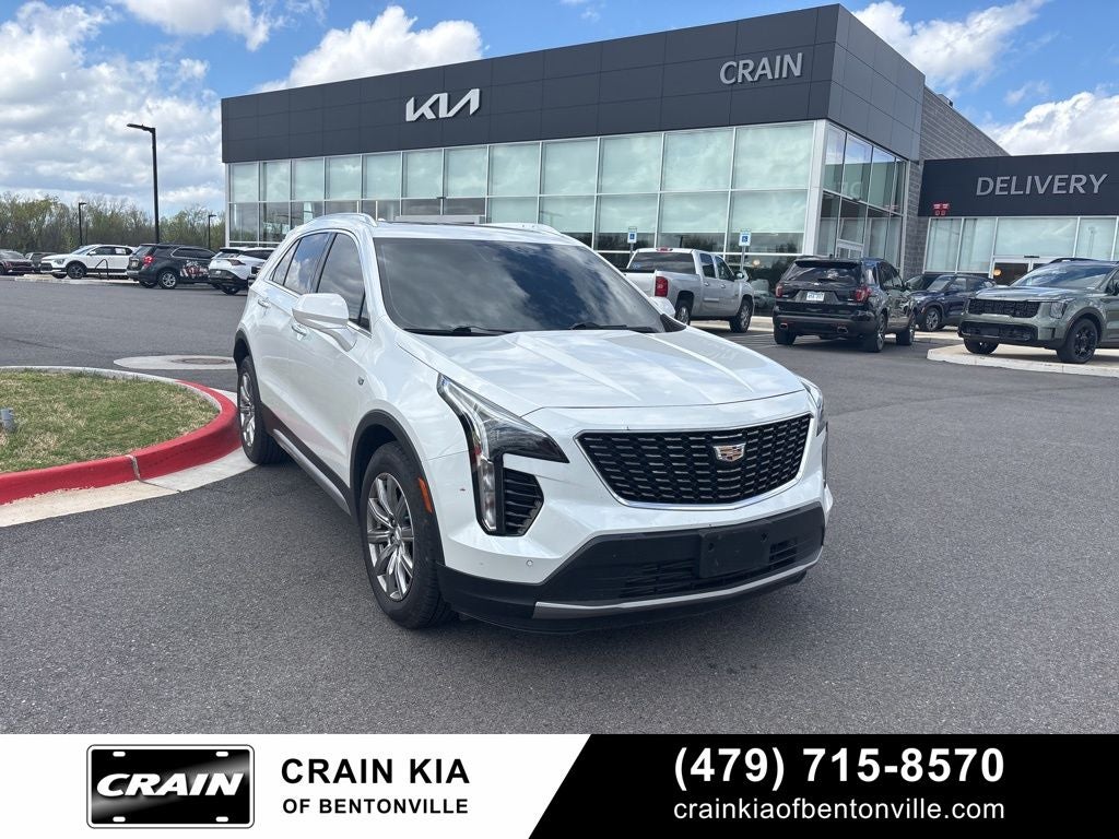 2019 Cadillac XT4 Premium Luxury - AWD / PANORAMIC SUNROOF / CLEAN CARFAX