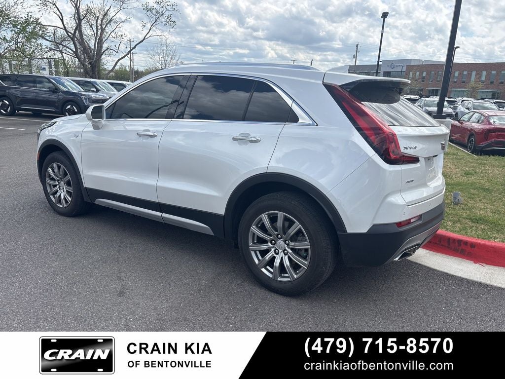 2019 Cadillac XT4 Premium Luxury - AWD / PANORAMIC SUNROOF / CLEAN CARFAX