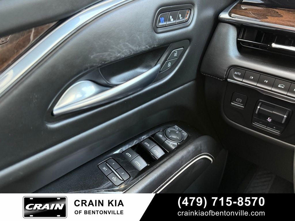 2023 Cadillac Escalade Premium Luxury Platinum - AWD / SUNROOF / CARFAX ONE OWNER