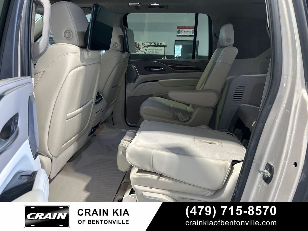 2024 Cadillac Escalade ESV Sport Platinum - AWD / PANORAMIC SUNROOF / CLEAN CARFAX